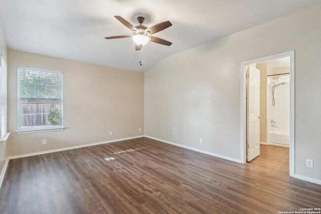 Building Photo - 4119 Chinkapin Oak