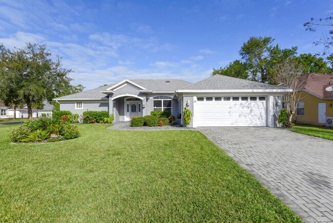 Building Photo - 11 Manderley Ln