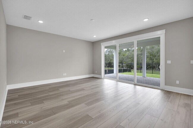 Building Photo - 202 Sutton Dr