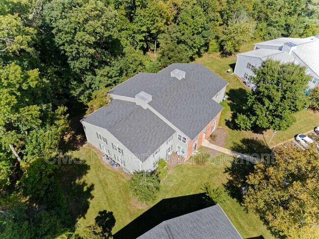 Building Photo - 19-7 Augusta Ct