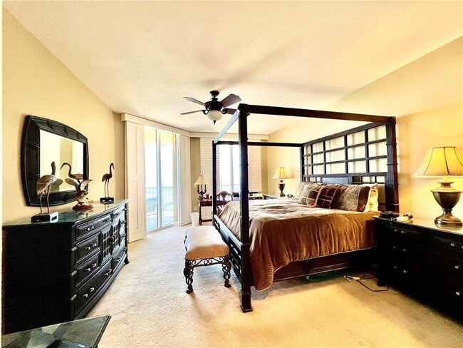 Building Photo - 3321 Sunset Key Cir