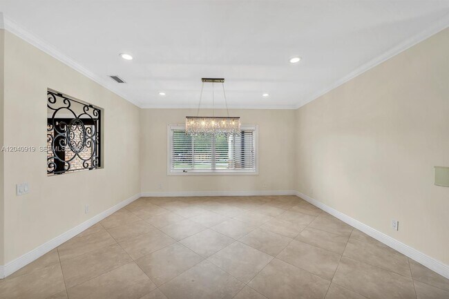 Building Photo - 4920 SW 170th Ave