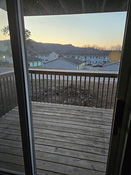 Building Photo - 825 53rd Ave