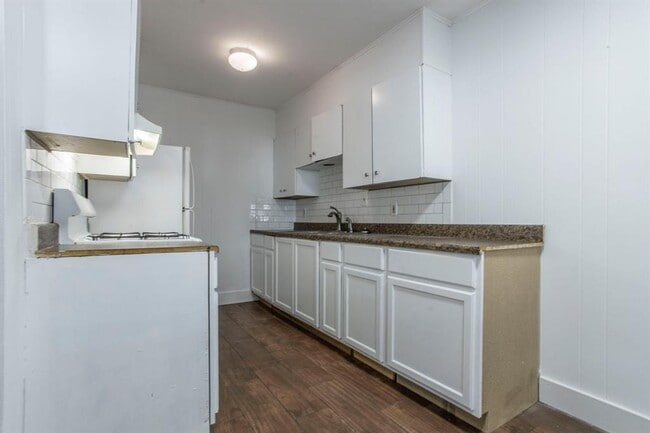 Building Photo - 104 Prestwick Blvd