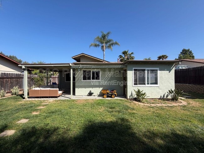 Building Photo - 849 Loganberry Ct