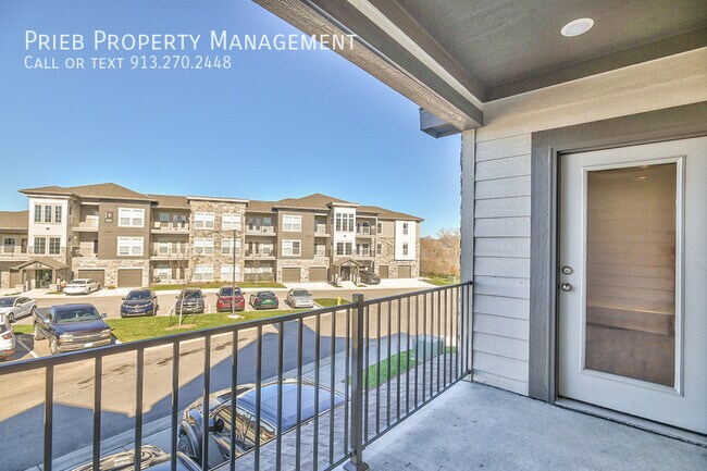 Building Photo - 12321 S Chelsea St