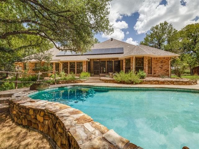 Building Photo - 119 Deer Creek Dr