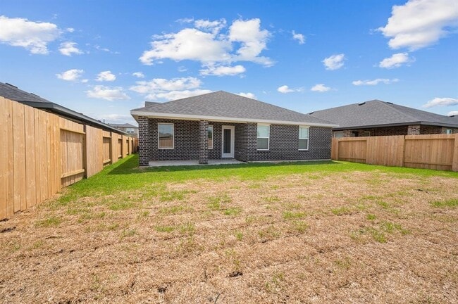 Building Photo - 29422 Pikes Peak Dr