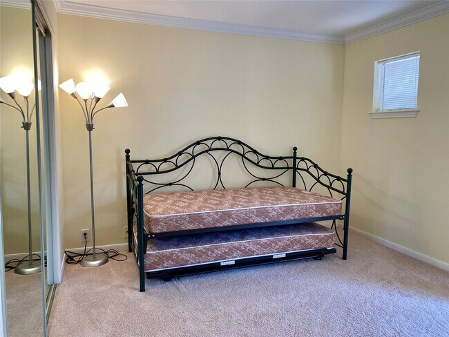 Building Photo - 2478 Bering Dr