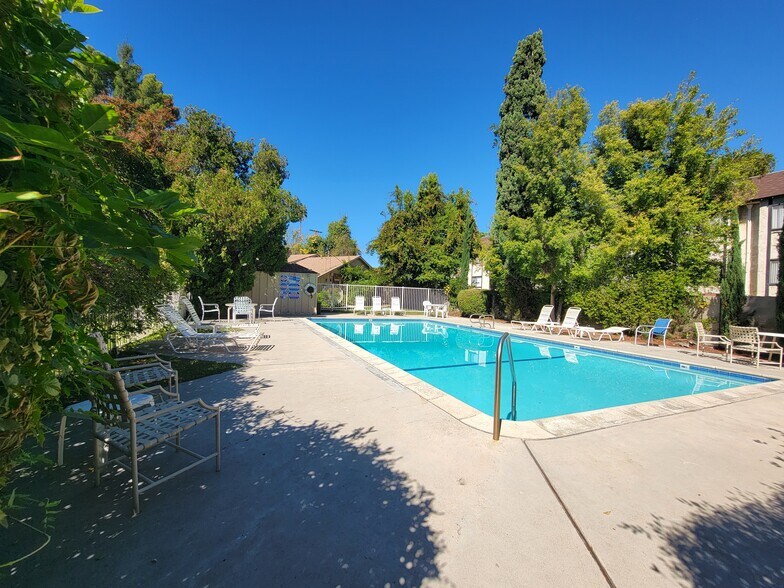 Building Photo - 13626 Leadwell St