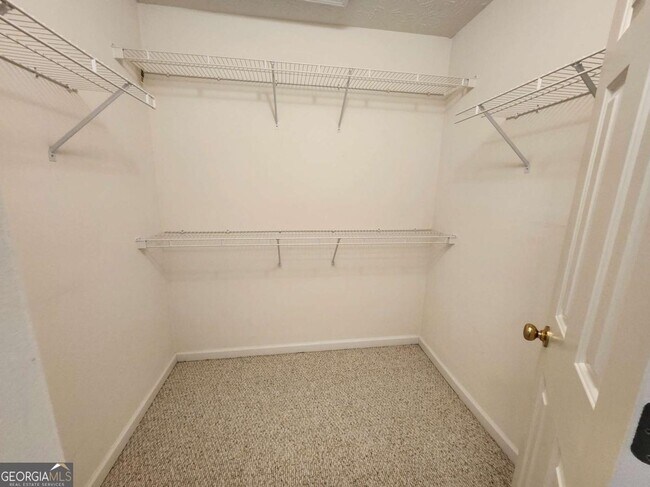 Building Photo - 1052 Ludwick Way