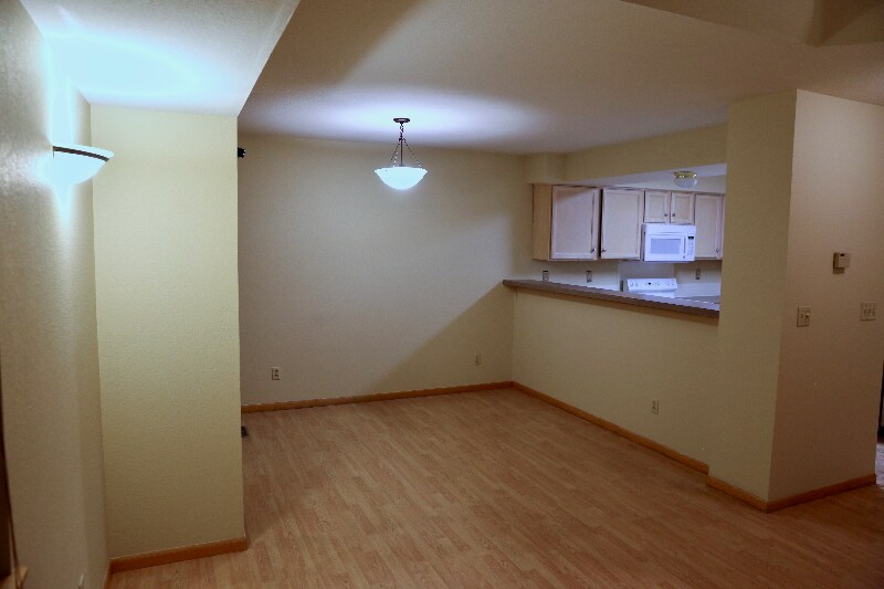 Building Photo - 1007 Cuerto Ln