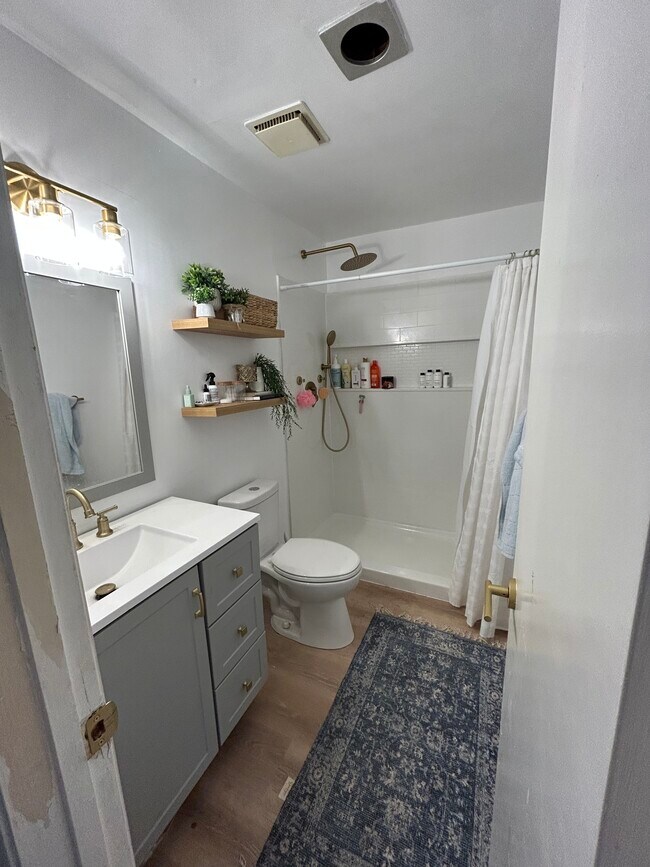 Building Photo - 8761 Ilex Ct