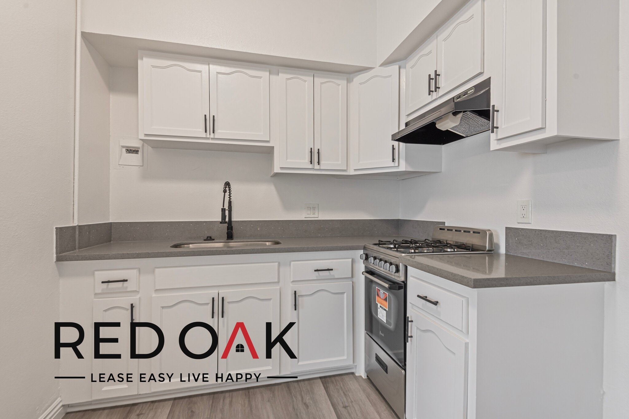 Building Photo - 15901 S Vermont Ave