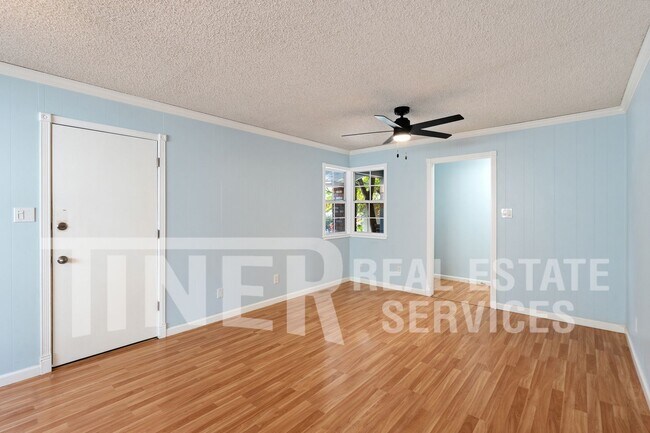 Building Photo - 2940 Belmar St