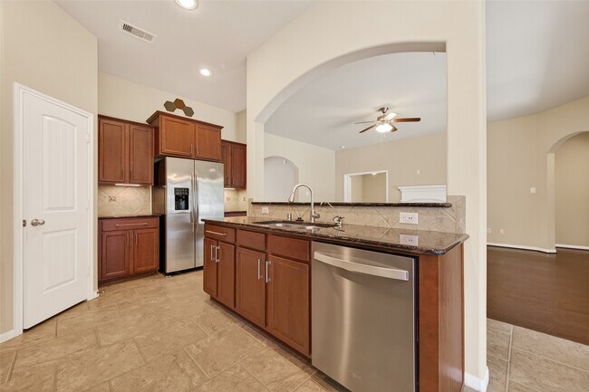 Building Photo - 111 Pheasant Run Dr