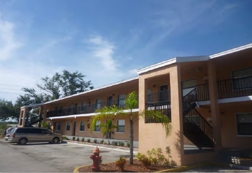 Building Photo - Sawgrass Apartments