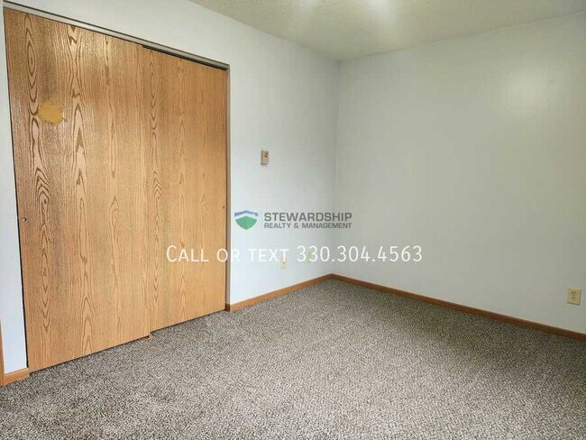 Building Photo - 7270 Stuhldreher St NW
