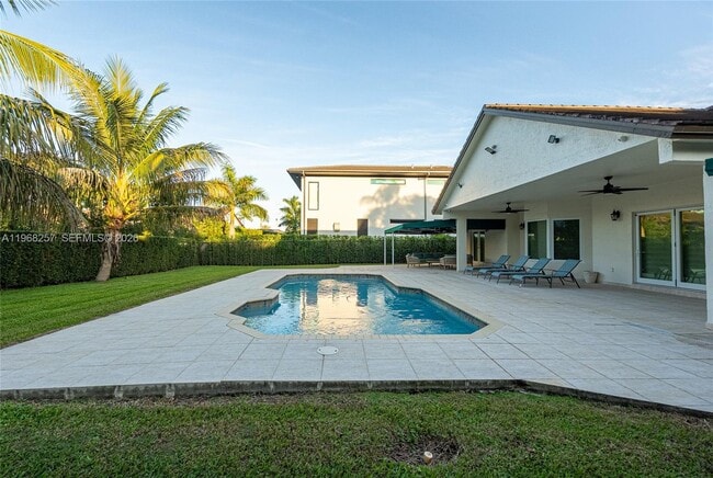 Building Photo - 8235 NW 157th Terrace