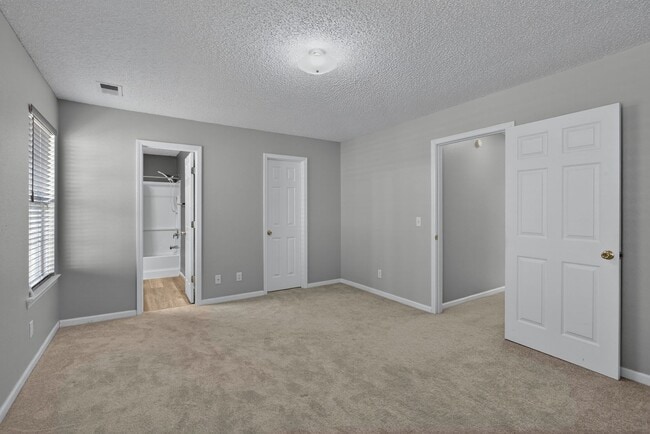 Building Photo - 3 Bedroom 2 Bathroom Single-family home in Port Wentworth - close to Savannah Airport, Savannah P...