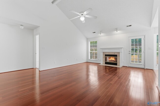 Building Photo - 134 Garden Brook Dr