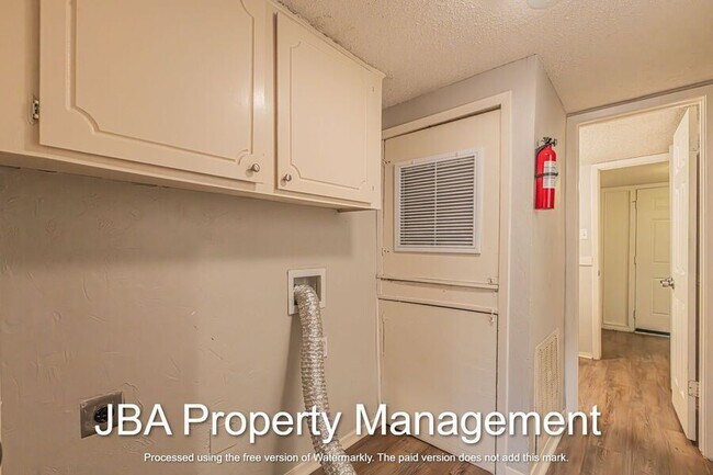 Building Photo - 1770 Belshire Ct