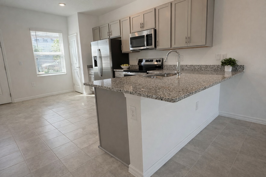 Building Photo - 7278 Sabal Ter
