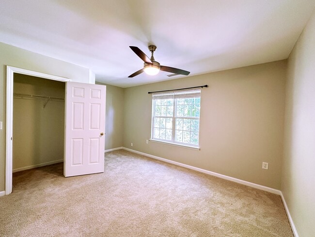 Building Photo - 114 Harbor Haven Dr