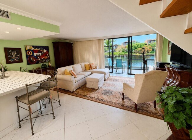 Building Photo - 2910 SW 87th Terrace