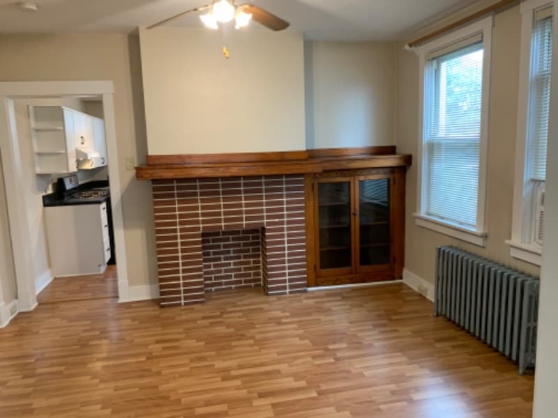 Building Photo - 313 Augusta St