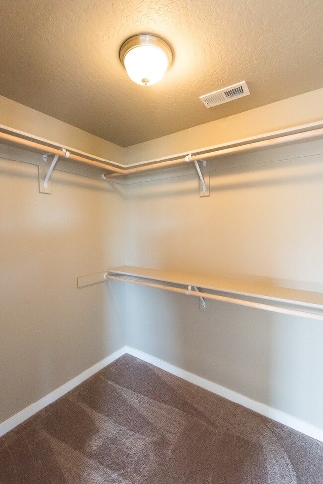 Building Photo - New 4 Bedroom Home in Post Falls with 3 Car Garage!