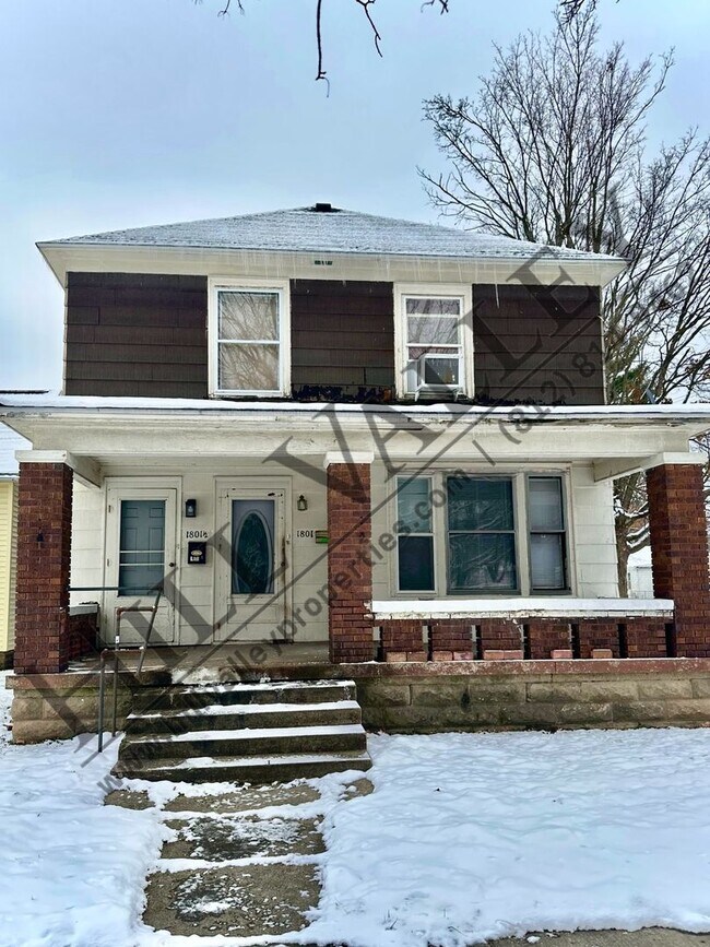 Primary Photo - 1801 N 9th St