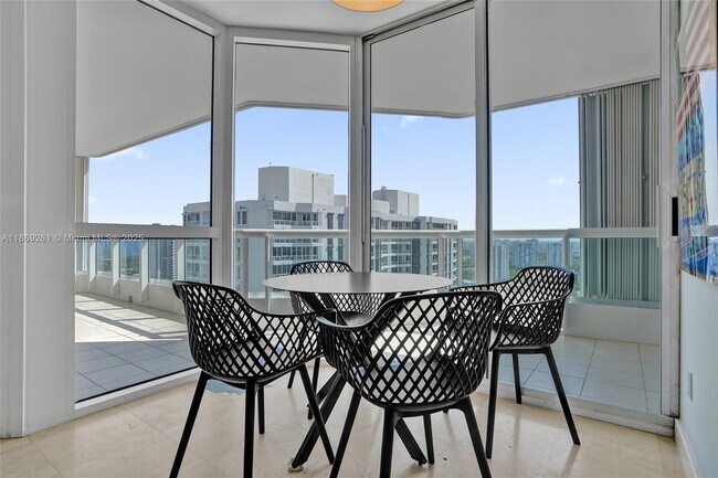 Building Photo - 21205 Yacht Club Dr