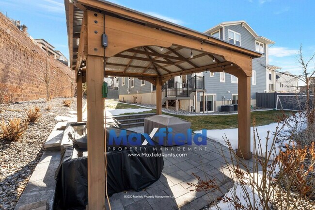 Building Photo - Traverse Mountain | SPACIOUS LIVING | 6 BED 4 BATH SINGLE FAMLY HOME