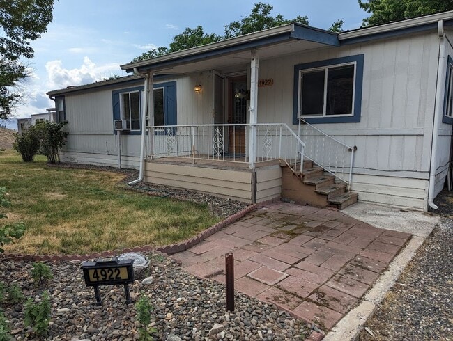 Building Photo - Attractive 3 bedroom 2 bath House in Quiet Lewiston Neighborhood