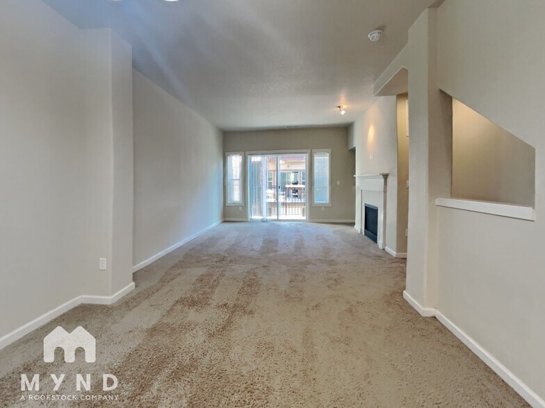 Building Photo - 179 NE 80th Ave
