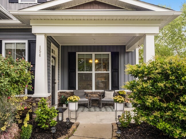 Building Photo - 154 Cornel Ln