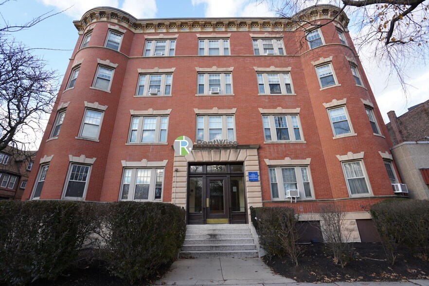 Building Photo - 1788 Beacon St