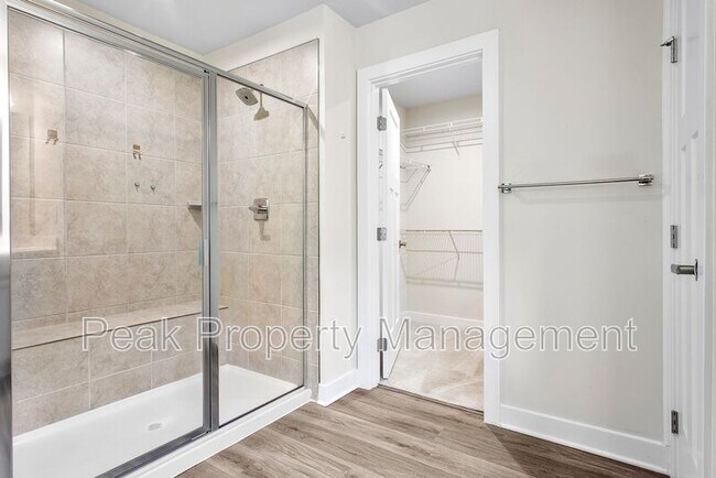 Building Photo - 8518 Kingsland Pk Dr