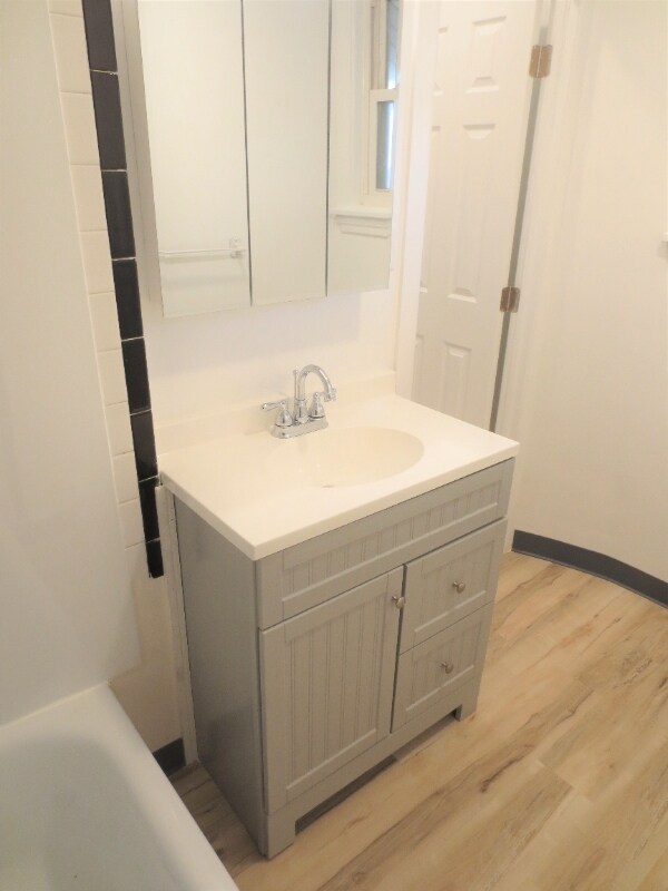 Building Photo - 2421 Beechwood Blvd