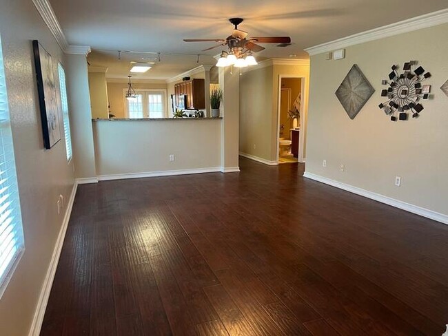 Building Photo - 10524 Flagstaff Run