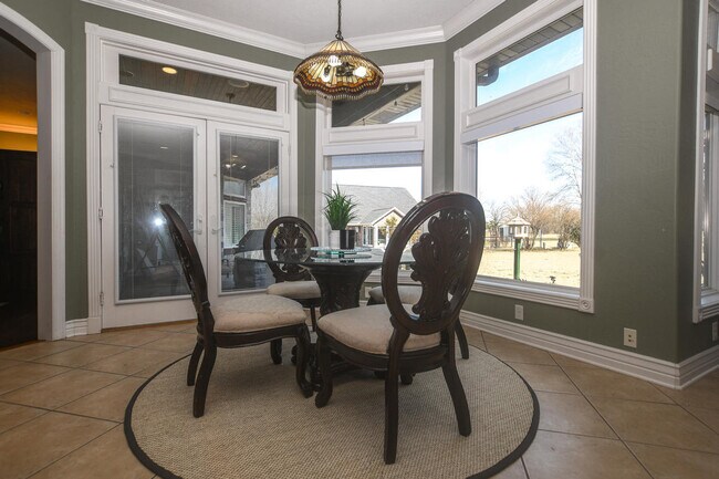 Building Photo - 21685 Merion Ct