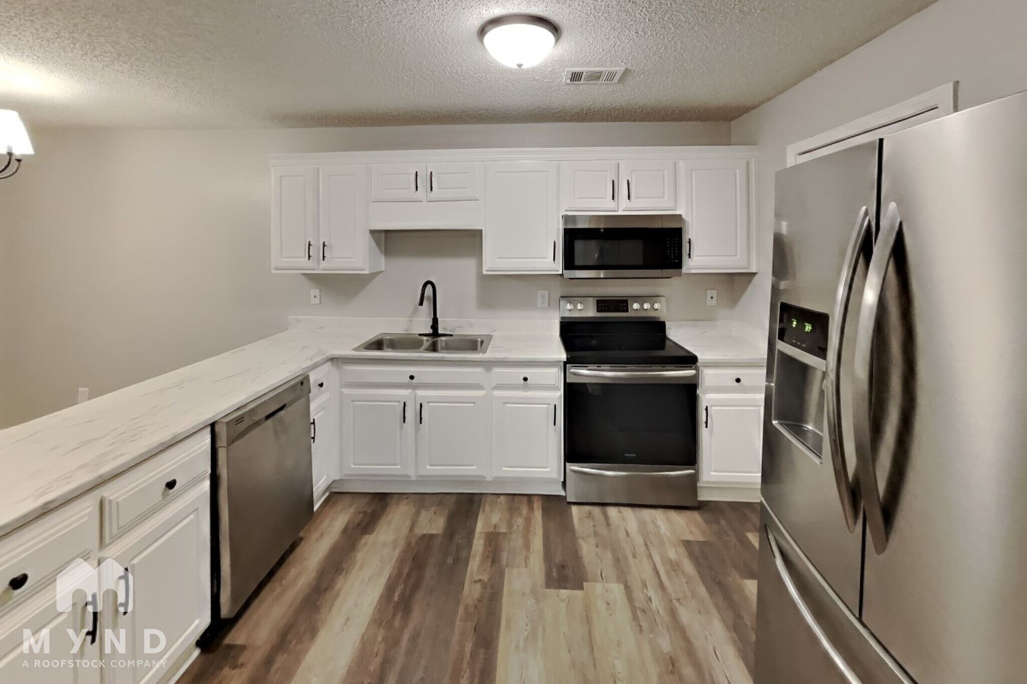 Building Photo - 6041 Creekerton Blvd
