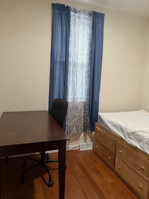 Building Photo - 277 Congress St