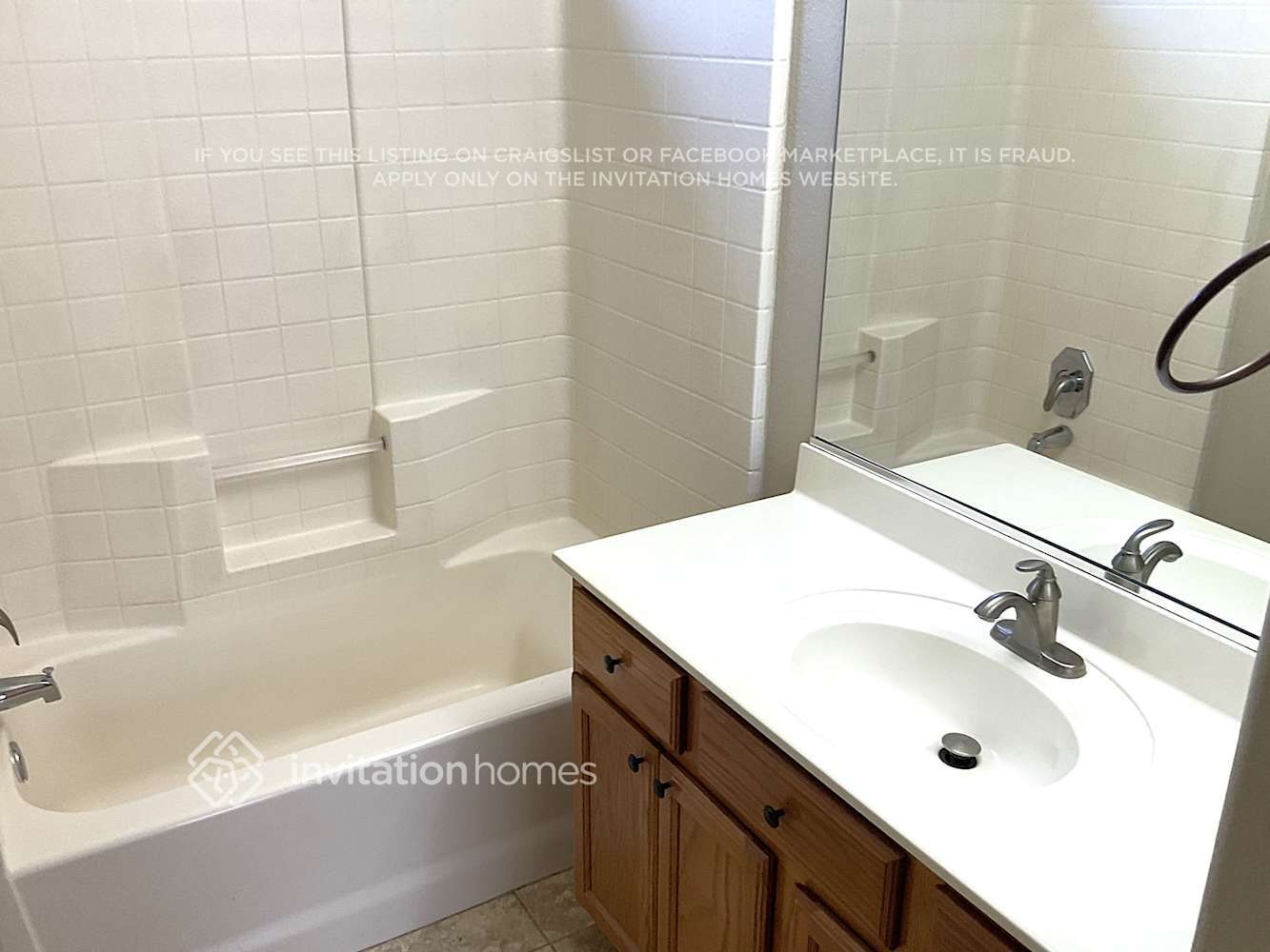 Building Photo - 2133 N 29th Pl