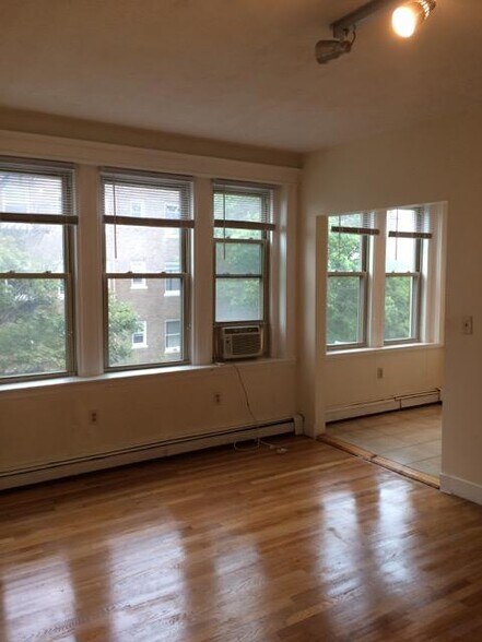 Building Photo - 1625 Commonwealth Ave