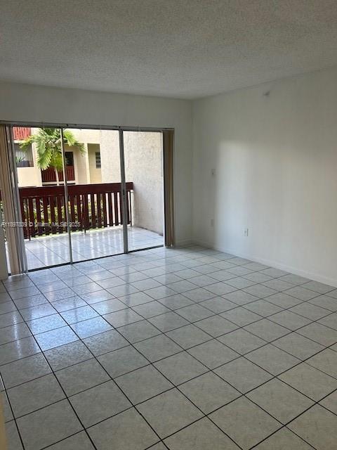 Building Photo - 10661 SW 108th Ave