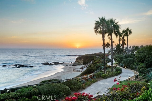 Building Photo - 2750 Solana Way