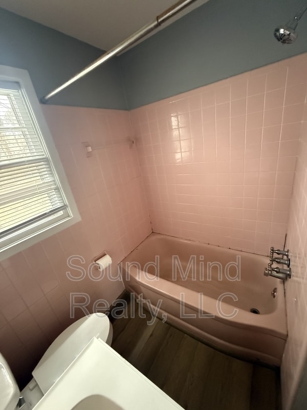 Building Photo - 515 Madison Ave