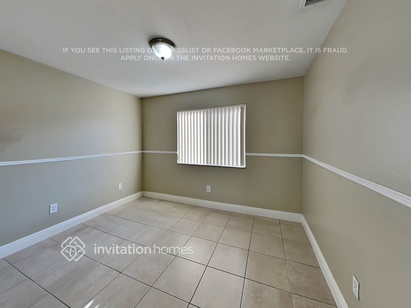 Building Photo - 17241 NW 74th Ave